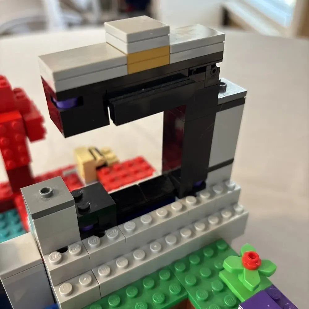 LEGO Minecraft: The Ruined Portal 21172 Building Toy Minifigs Manual Inc.